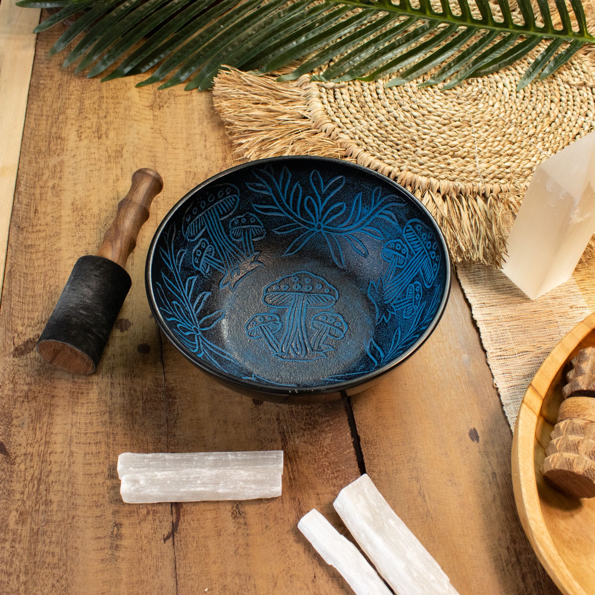Aluminum Singing Bowl - Magic Mushroom - Blue (20cm) - Image 5