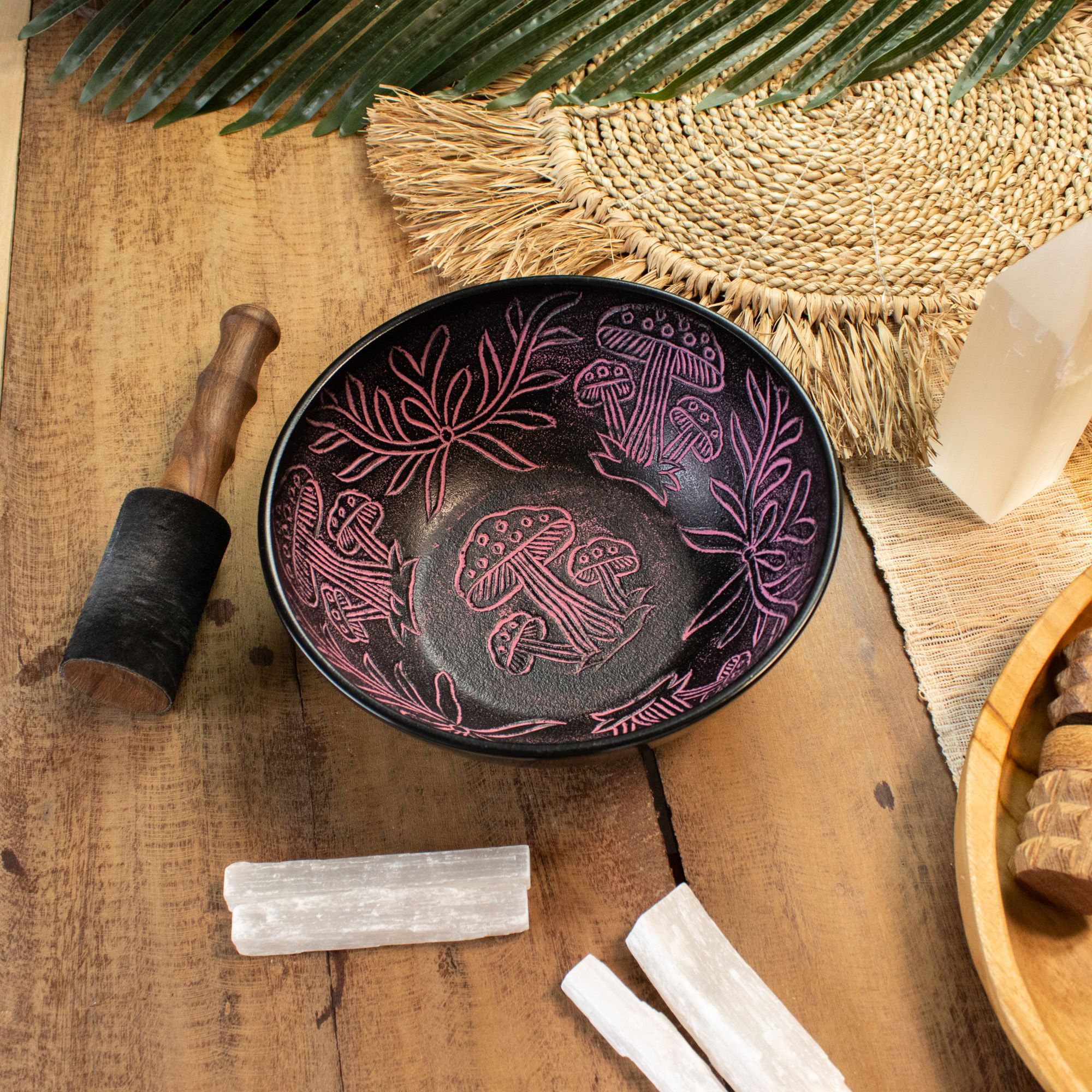 Aluminum Singing Bowl - Magic Mushroom - Pink (20cm) - Image 5