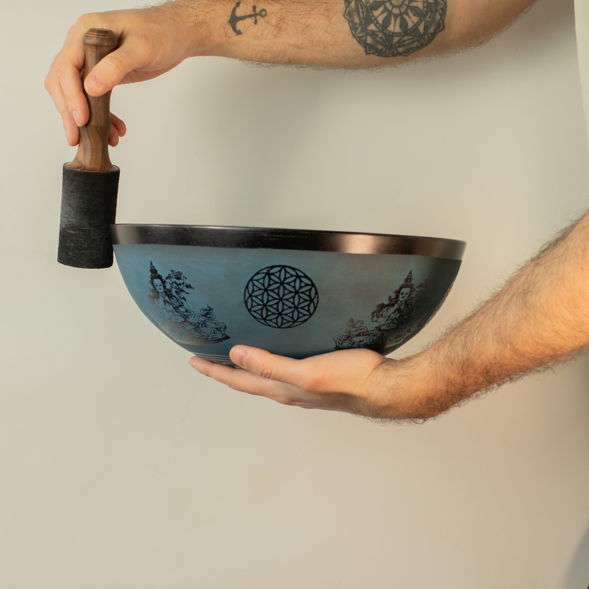 Large Aluminum Singing Bowl - Tibetan Double Dorjy Design - Blue (27cm) - Image 7