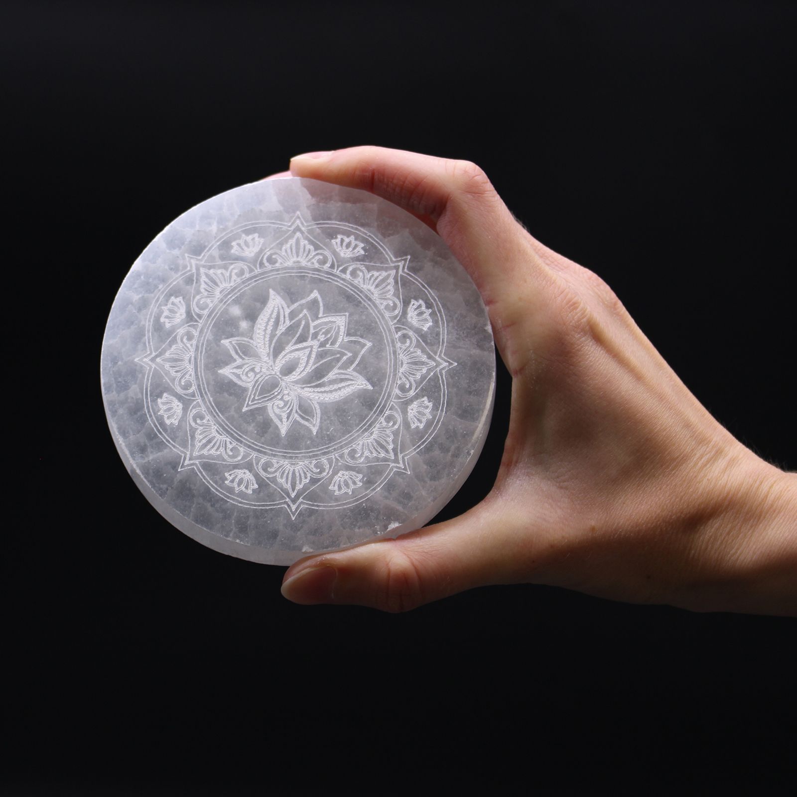 Medium Charging Plate 10cm - Lotus Mandala - Image 2